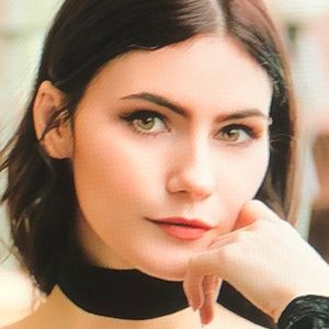 Meet your Posher, Faye